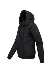 Veste à capuche noire en tissu lisse, dotée d'une capuche en fourrure, de poches latérales zippées, et de poignets et d'ourlet côtelés.