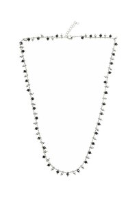 Collana in argento con perline nere distribuite uniformemente lungo la lunghezza, dotata di chiusura e catena di estensione per una vestibilità regolabile.
