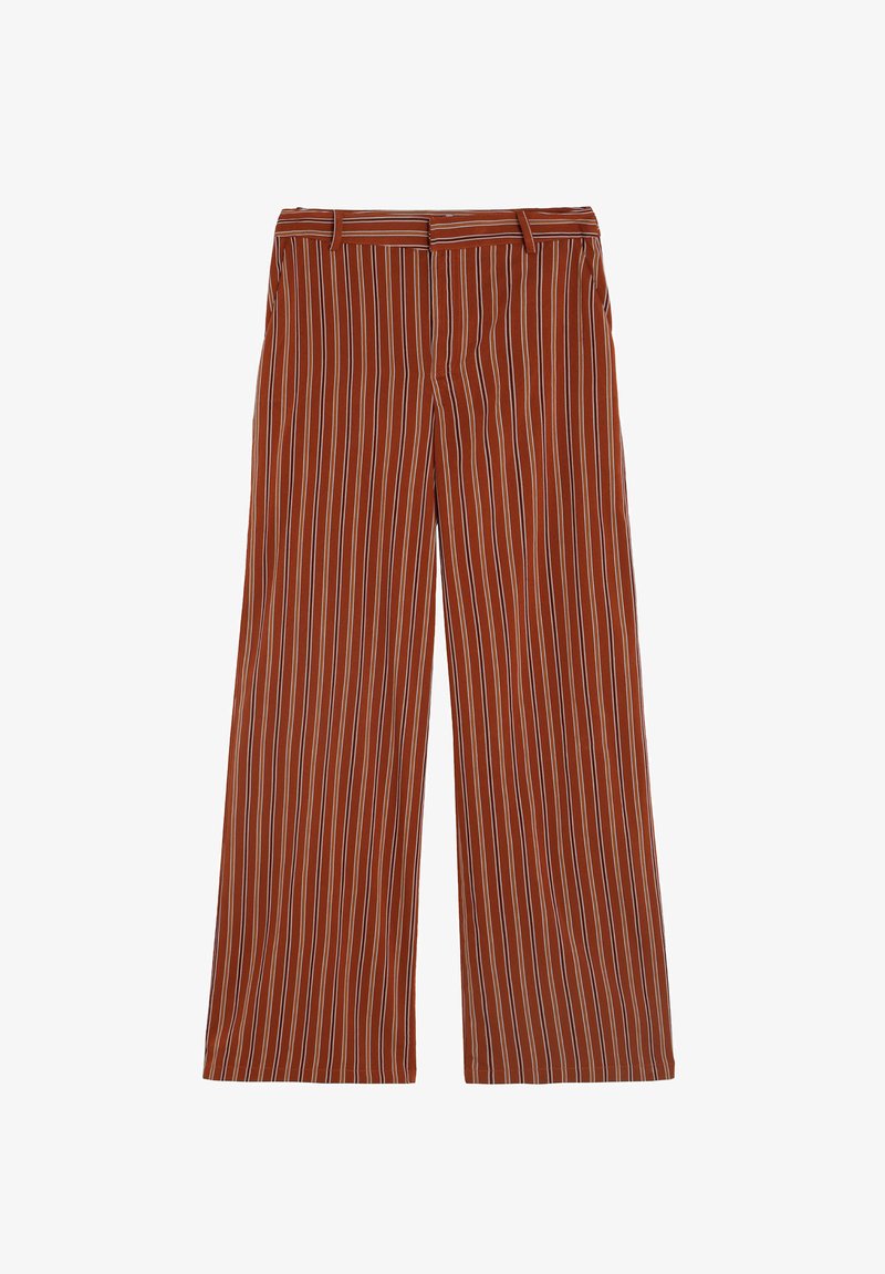 Pantaloni marroni a gamba larga con sottili righe verticali bianche e nere, cerniera frontale, passanti per cintura e una cintura pulita e piatta.