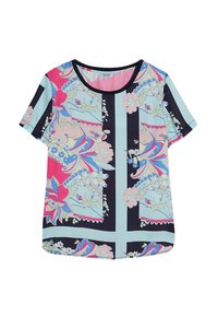 Top a maniche corte con stampa floreale e geometrica nei colori blu, rosa e navy. Collo tondo e vestibilità ampia con dettagli floreali.