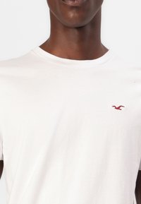 Hollister Co. Icon Crew T-Shirt 3-Pack - Pamata T-krekls - white