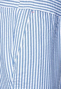 Cecil Gestreepte Seersucker B379446 Damesbroek, Urban Navy Blue, S / 26L