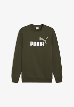 Sweatshirt de culoare verde măslină, confecționat dintr-un material moale, are un logo mare alb "PUMA" și silueta pumei pe față. Mâneci și tiv cu rib.