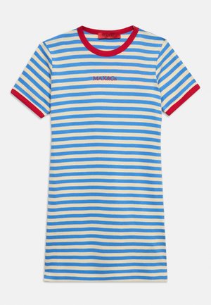 Lyhythihainen mekko, jossa sinivalkoisia vaakaraitoja, punainen kaulus ja hihojen resorit sekä punainen "MAX&Co."-logo rinnassa.