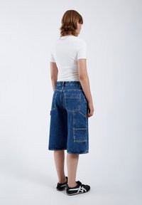 Dr.Denim BREE WORKER - Shorts vaqueros - stream mid retro