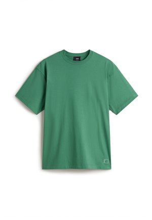 Green short-sleeve T-shirt made of cotton, featuring a crew neck, relaxed fit, and a small logo label on the lower side.