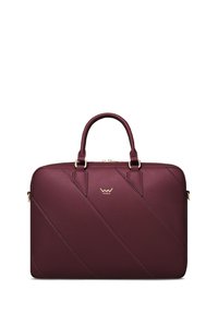 Burgunderfarbene Leder-Laptoptasche mit diagonaler Naht, goldenen Beschlägen und zwei oberen Griffen; verfügt über ein minimalistisches Design und ein geprägtes Logo.