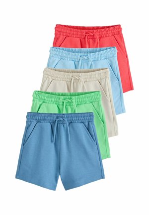 Fem par shorts med elastisk talje og snoretræk i rød, lyseblå, beige, grøn og mørkeblå, stablet lodret på hvid baggrund.