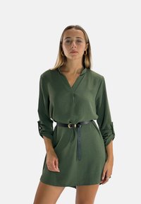Unselected, grün