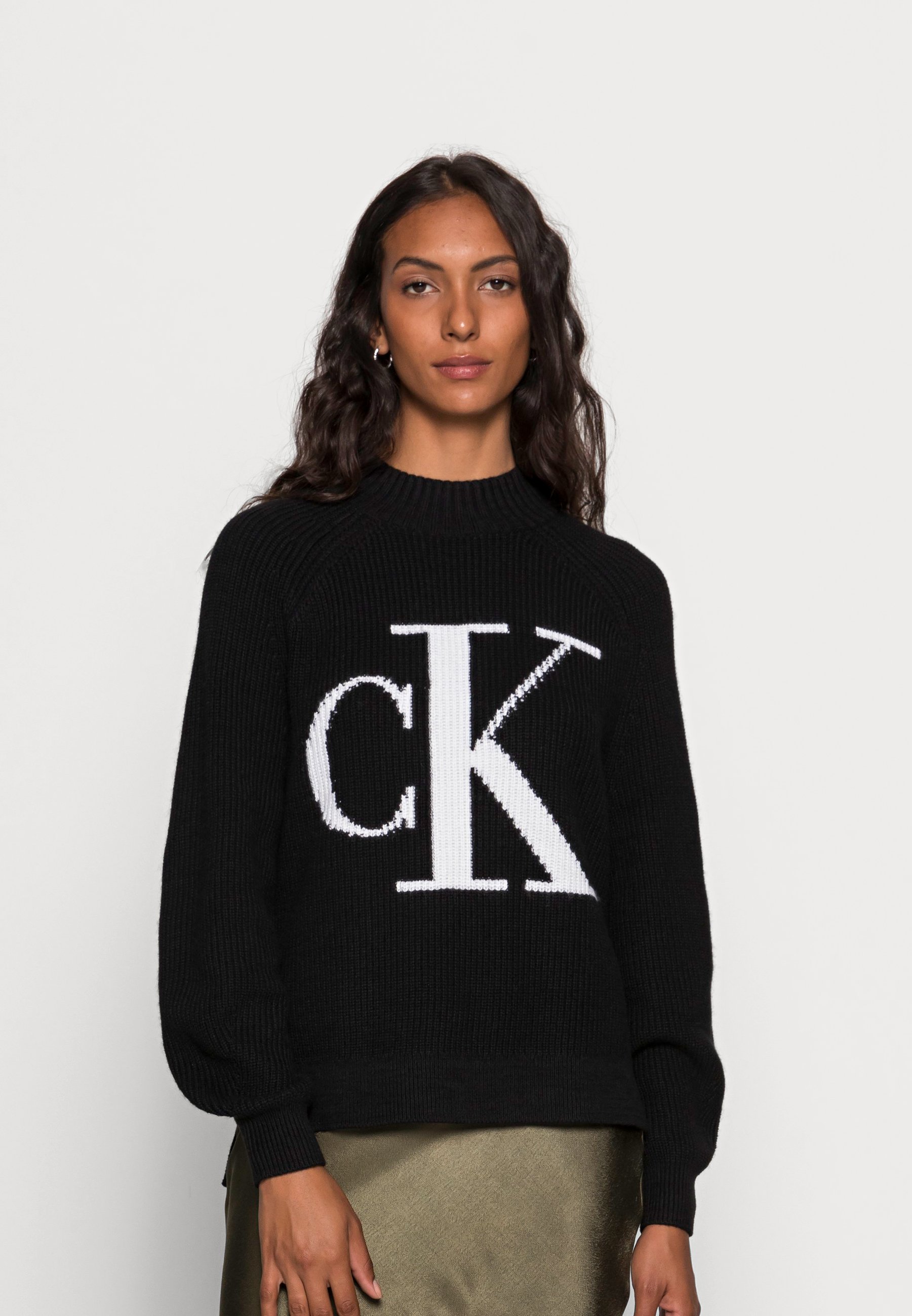 Calvin Klein Jeans RAGLAN SWEATER - Jumper - black/bright white/black -  Zalando.co.uk