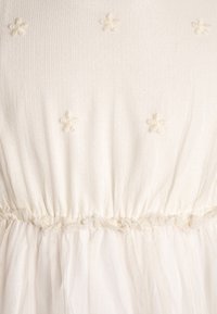 Sisley Koktejlové šaty / šaty na párty - offwhite