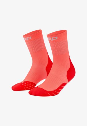 CEP, PRO RUN REFLECTIVE MID CUT 3.0 - Sportsocken - neon coral