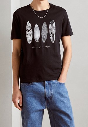 T-shirt con stampa - black
