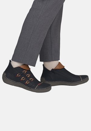 Rieker, RIEKER KURZSTIEFEL 72581 - Loafers - black