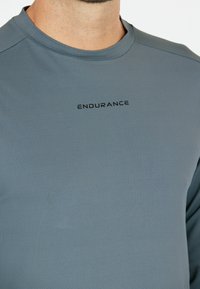 Endurance Langarmshirt - blauw (frost)