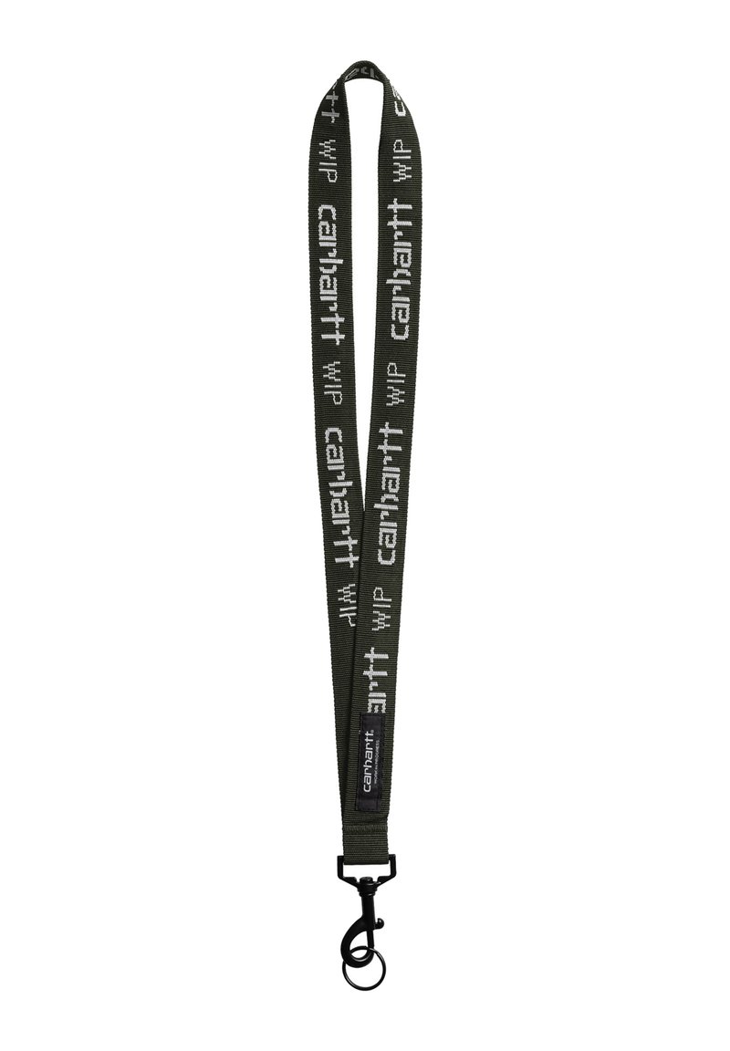 Lanyard de tela verde con letras blancas que muestran "Carhartt WIP." Incluye un clip de metal negro para sujetar objetos.