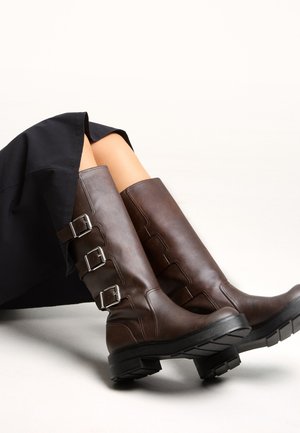 Bershka BUCKLED - Platform boots - brown