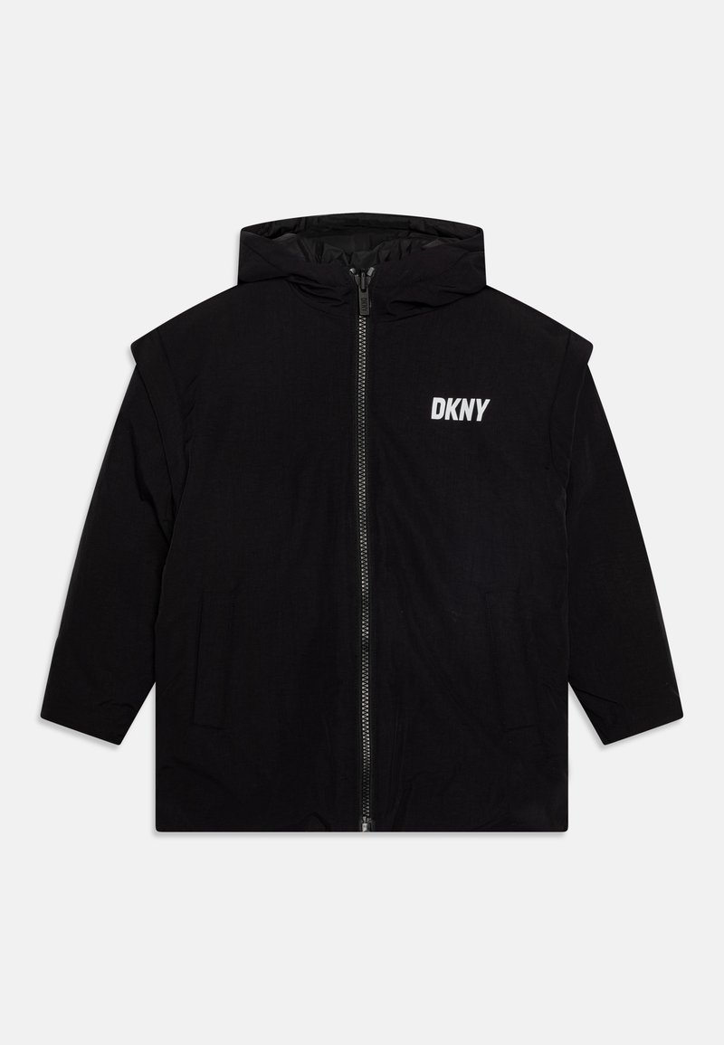 Veste à capuche noire avec zip avant et logo "DKNY" blanc sur la poitrine gauche, dotée de poches latérales et de manches longues.
