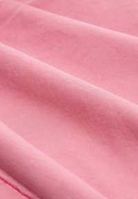 TOM TAILOR Shorts - bright rose