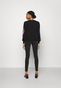 ONLY MATERNITY OLMCONNY  - Sweatshirt - black