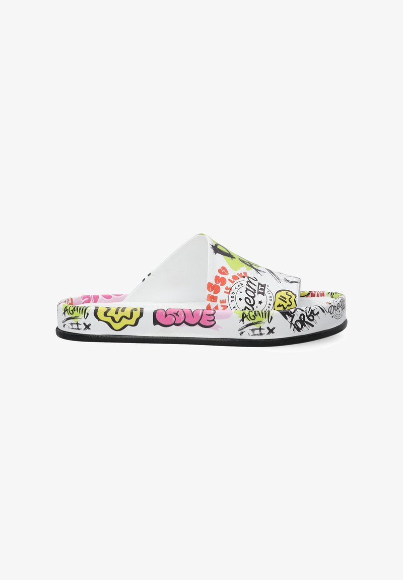 Weiße Rutschsandalen mit bunten Graffiti-Drucken in Pink, Grün und Schwarz, einer strukturierten Gummisohle und einem offenen Zehendesign.