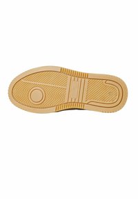Shoe sole in light brown rubber with textured patterns, including herringbone and circular designs, and marked with size 37.