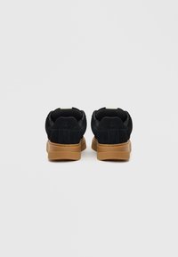 HUGO LYZZ - Αθλητικά παπούτσι�α - black