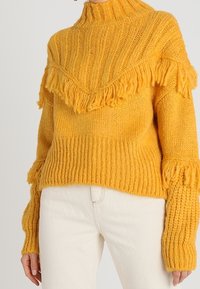 Topshop Stickad tröja - mustard yellow