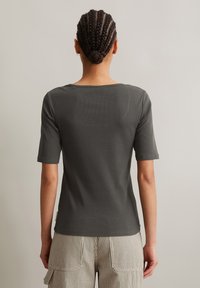 Marc O'Polo DENIM T-shirt basic - charcoal