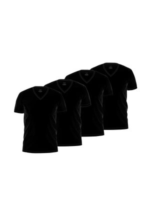 Vier schlichte schwarze V-Ausschnitt T-Shirts mit kurzen Ärmeln, diagonal auf weißem Hintergrund angeordnet.
