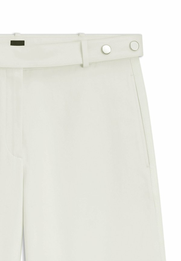 TIANA8 - Trousers - natural eighteen4