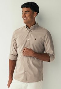 Next STRIPE ROLL - Camisa - natural