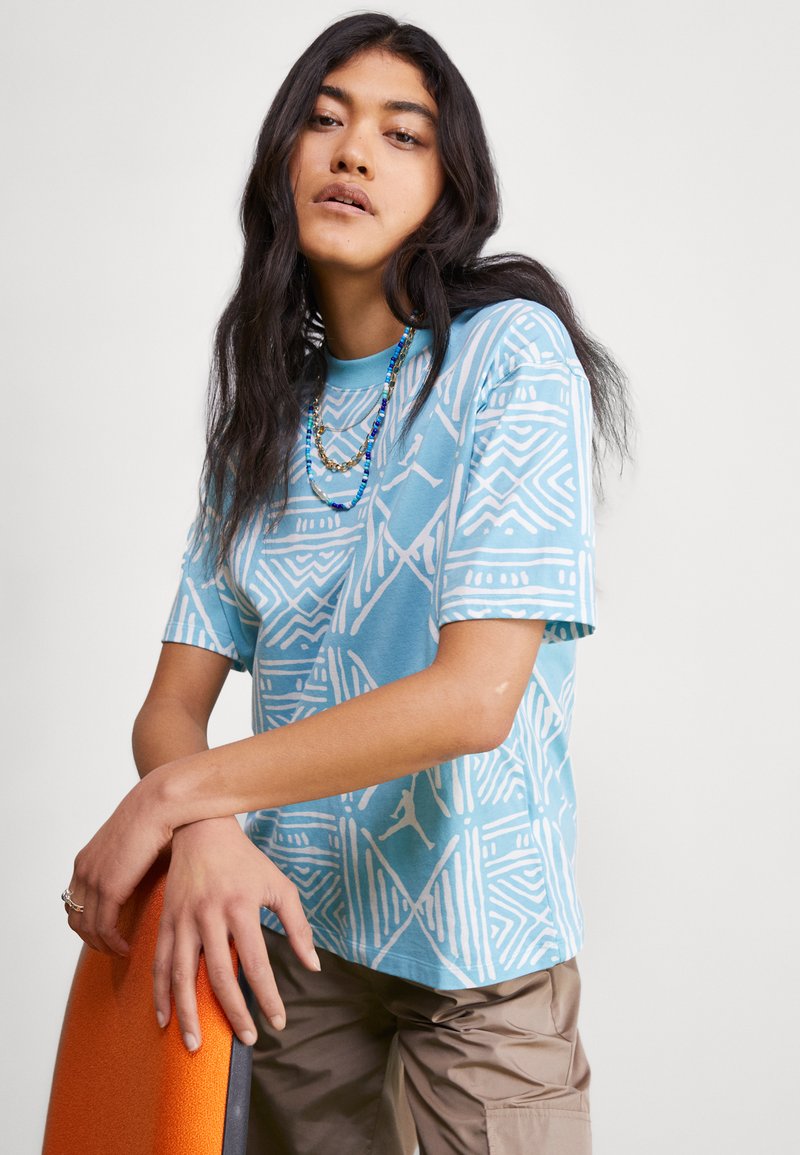 Jordan TEE CORE TShirt print bleached aqua/hellblau Zalando.de