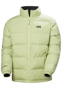 Světle zelená péřová bunda s vysokým límcem, zipem a elastickými manžetami. Má černý vnitřek a logo "HH" na hrudi.