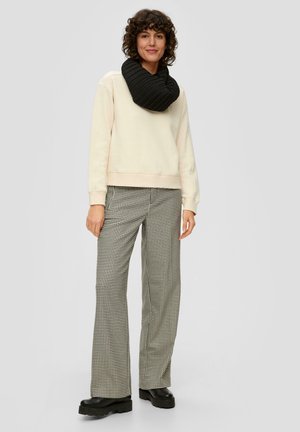 s.Oliver LEICHTER LOOP-MIT PLISSEEFALTEN - Colsjaal - schwarz