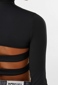 Bershka Blus - black