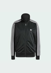 Sort zip-up jakke med høj krave. Har tre hvide striber på hver ærme og et broderet logo på venstre bryst.