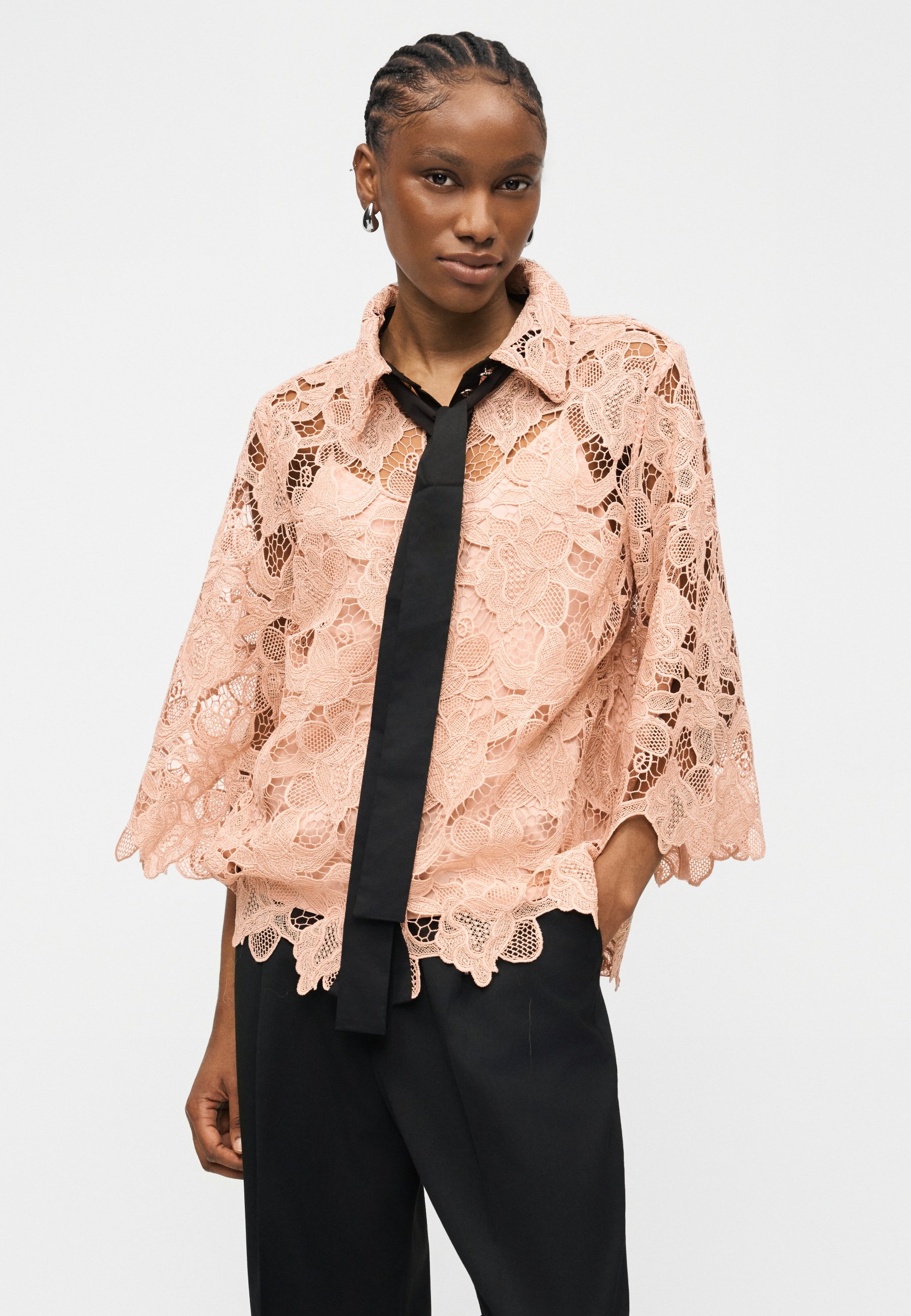 Treat Ürself Rose accent shirt blouse 公式】Treat Ürself（トリートユアセルフ） – Treat Ürself