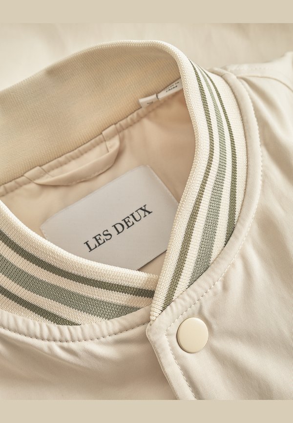 TECH VARSITY JACKET - Bomber Jacket - ivory4