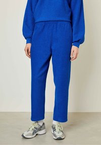 American Vintage JOGGING FEMME - Treniņtērpa apakšdaļas - bleu de prusse