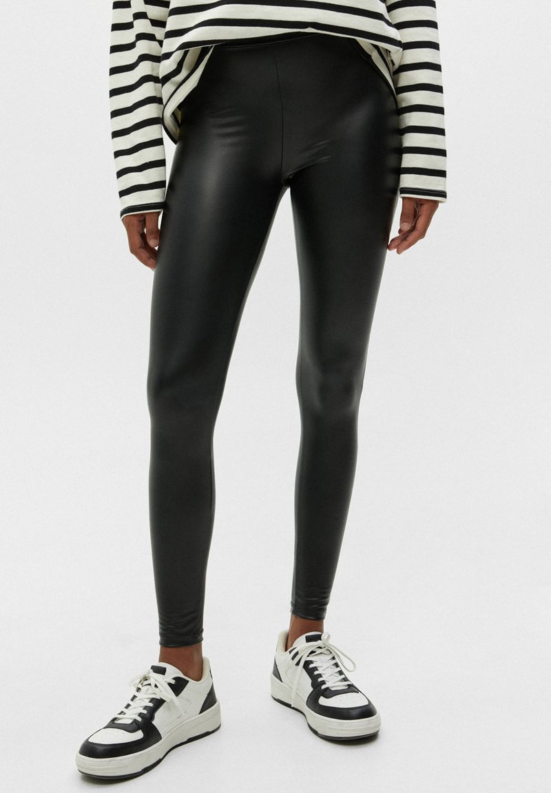 PULL&BEAR VINYL Legging black/noir ZALANDO.FR