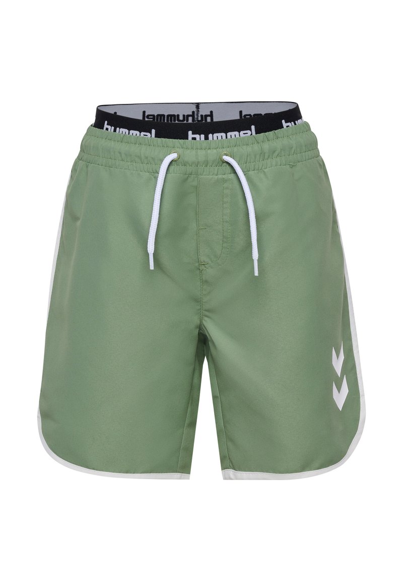 Gröna simbyxor med vit dragsko, med vita sidodetaljer och chevronmönster på sidorna. Elastisk midja.