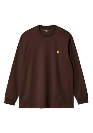 Camiseta de manga larga marrón hecha de algodón. Presenta un cuello redondo y un pequeño logo amarillo en el pecho. Diseño simple, con un mínimo de detalles.