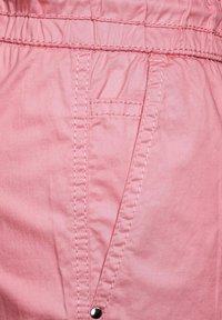 Street One Šortky - coral