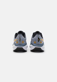 Nike Performance VOMERO 17 - Hardloopschoenen voor op de weg - diffused blue/metallic gold/ashen slate/white/black