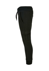 Fekete, tapered jogger nadrág ribbed derékpánttal, zsinórral, oldalsó zsebekkel, combtáji cargo zsebbel és ribbed bokazárral.