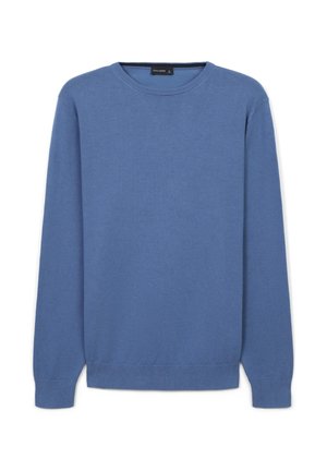 Maglione blu a girocollo realizzato in tessuto morbido, con maniche lunghe e polsini e orlo a coste, caratterizzato da una texture liscia e uniforme.