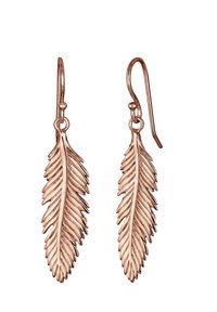 Roséguldörhängen formade som löv, med detaljerade fjäderliknande åsar och en krokstängning för användning.