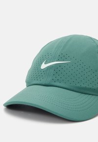 Nike Performance ADVANTAGE CLUB UNISEX - Cap - bicoastal/barely green