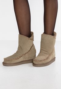 Gioseppo Botas para la nieve - taupe